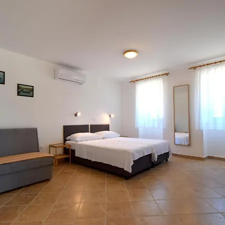 Depope 1 By Interhome Apartman Skrbčići